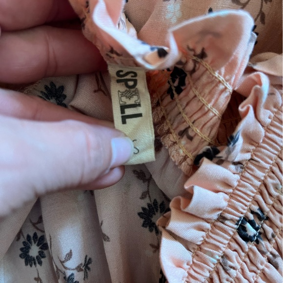 Spell & The Gypsy Lionheart Off-Shoulder Top in Sundown - Picture 5 of 11